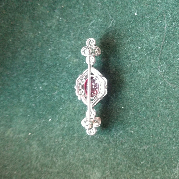#7 VJ 1980s VINTAGE Platinum Plated asume Simulated Ruby/Garnet Brooch NIB=NWT - Picture 5 of 7